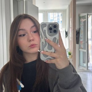 полина